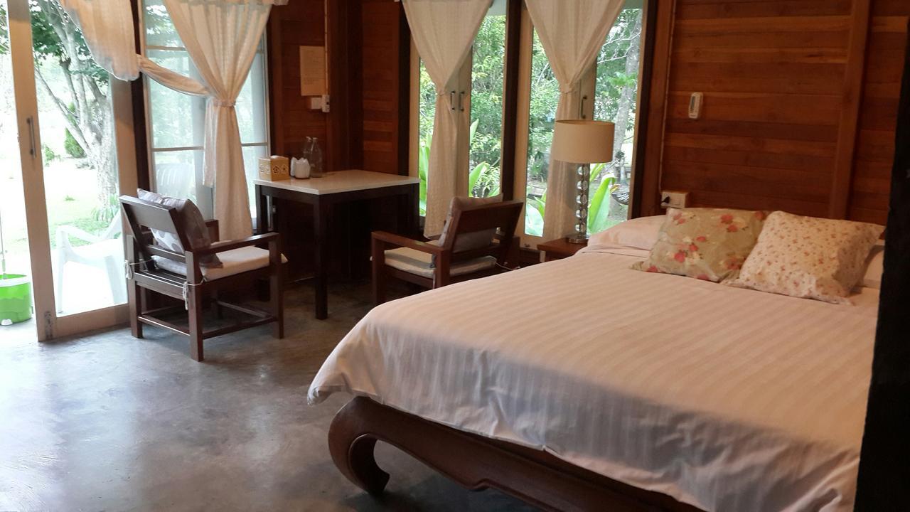 Hotel Banjankapor à Kaeng Krachan Extérieur photo